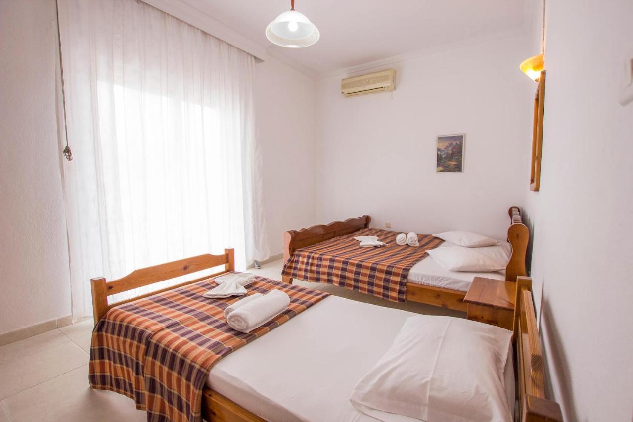 George Laz Rooms Vrasná Dış mekan fotoğraf