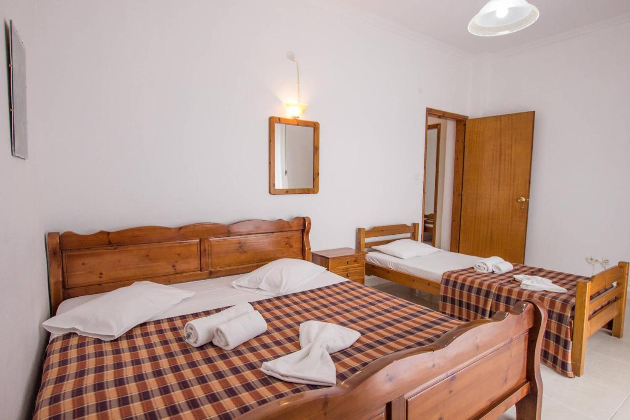 George Laz Rooms Vrasná Dış mekan fotoğraf