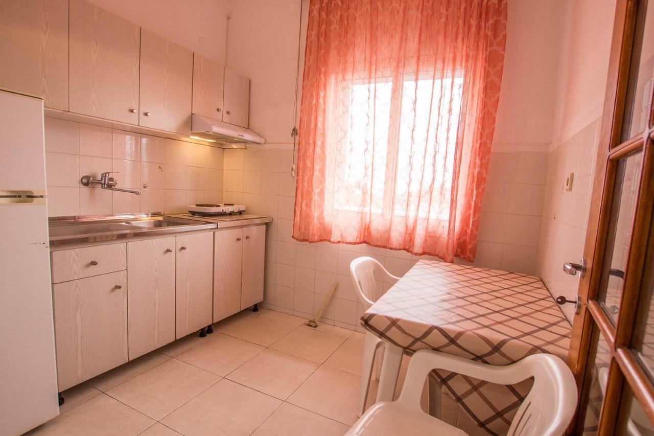 George Laz Rooms Vrasná Dış mekan fotoğraf