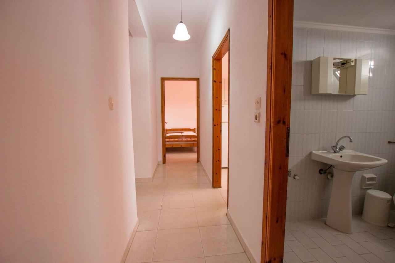 George Laz Rooms Vrasná Dış mekan fotoğraf