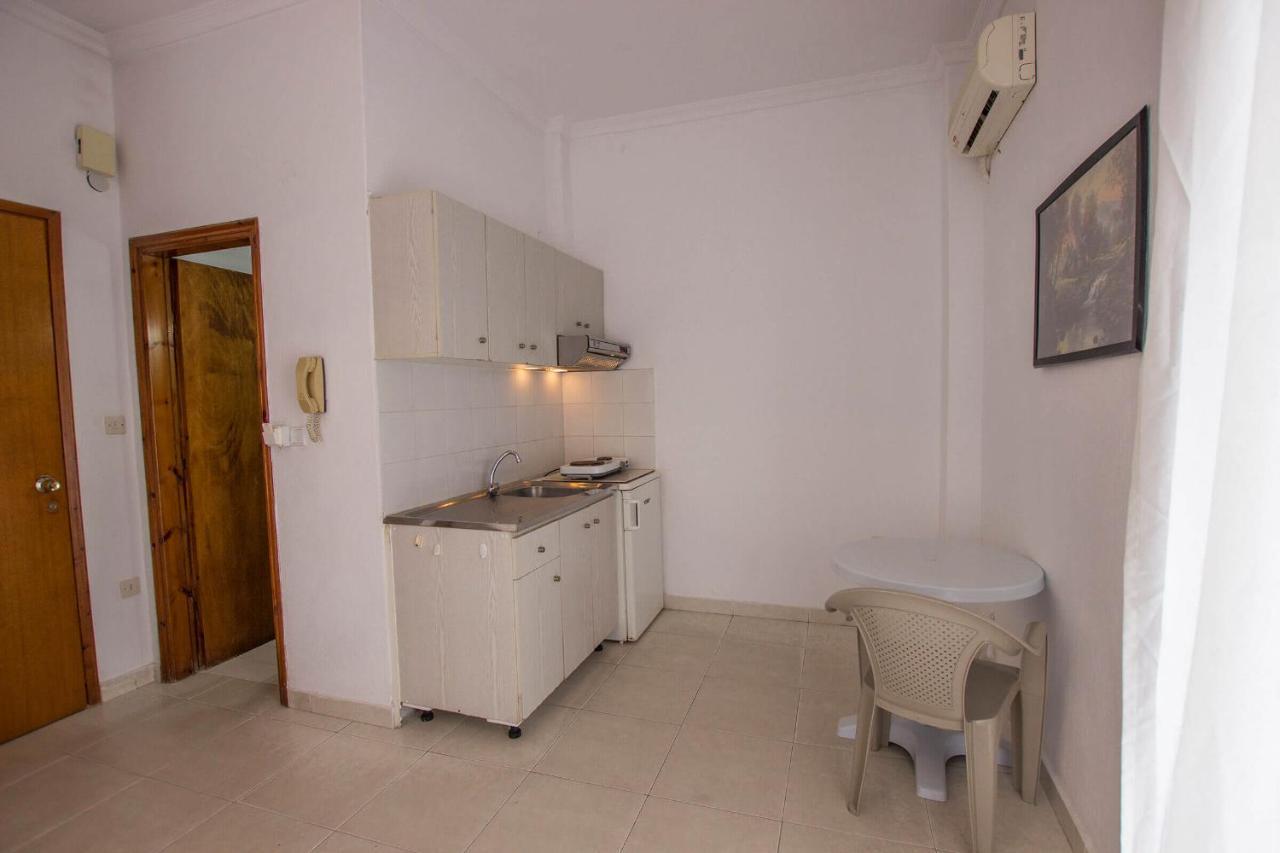 George Laz Rooms Vrasná Dış mekan fotoğraf