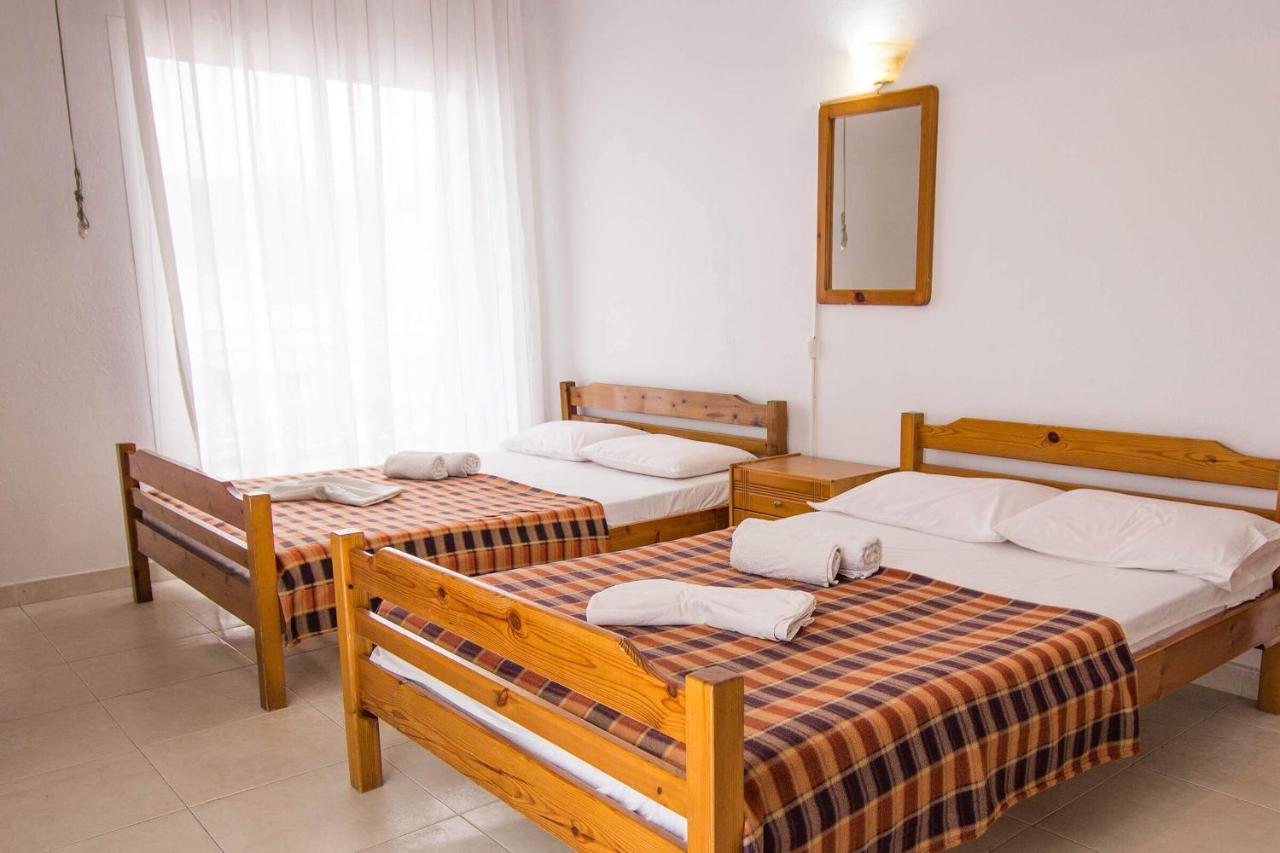 George Laz Rooms Vrasná Dış mekan fotoğraf