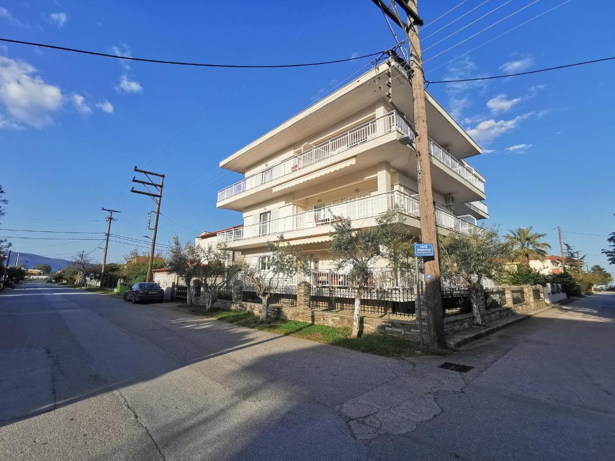 George Laz Rooms Vrasná Dış mekan fotoğraf
