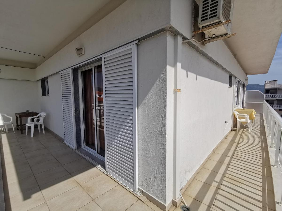 George Laz Rooms Vrasná Dış mekan fotoğraf